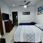 Suite Carijos - Aconchegante Com Piscina Privativa, Garagem E Area Gourmet